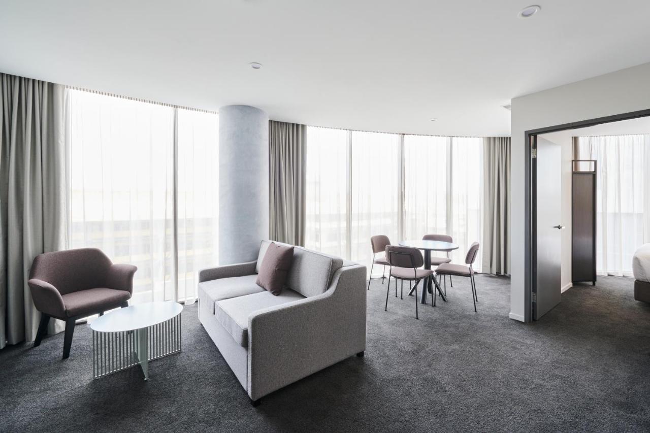 Abode Belconnen Hotel Canberra Eksteriør billede